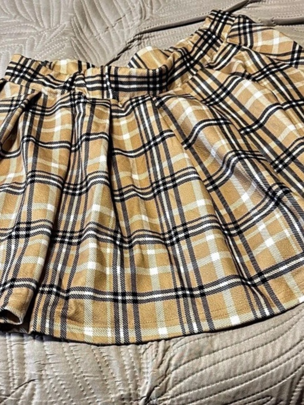 SHEIN Plaid Circle Skirt in Yellow & Black Size Large